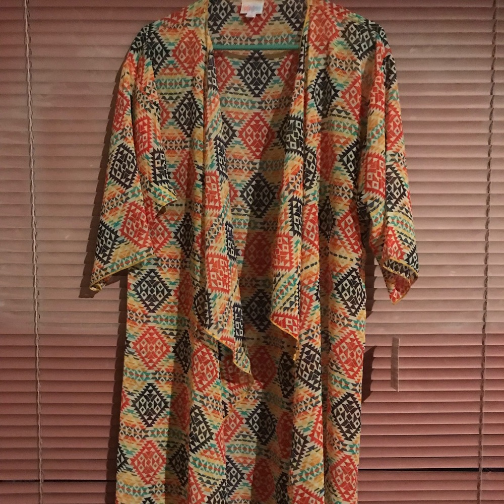 Shirley cover up